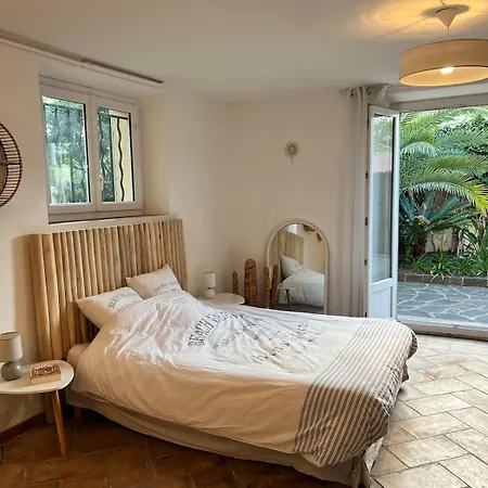 Lejlighed With Pool In Ste-maxime Center Everything On Foot!