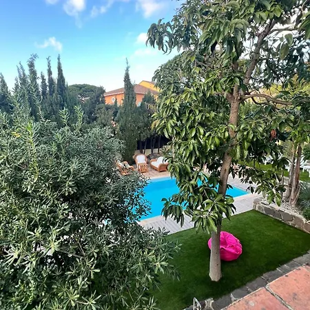 With Pool In Ste-maxime Center Everything On Foot! Lejlighed
